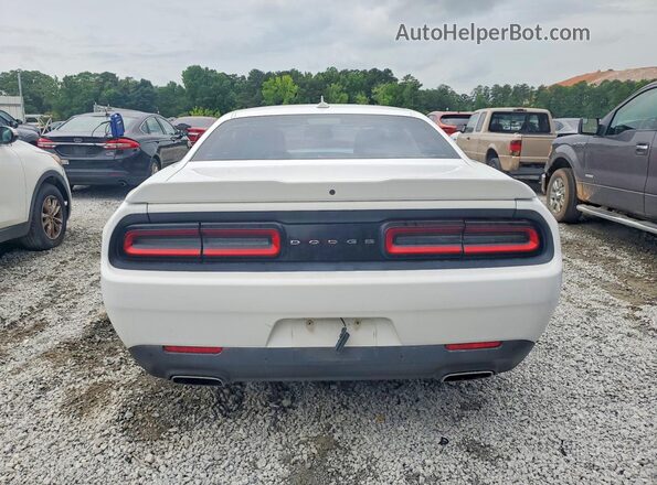 2C3CDZAG1GH330208 2016 DODGE CHALLENGER White Widok z tyłu