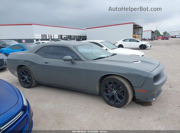 2C3CDZAG1JH182794 2018 DODGE CHALLENGER Gray Вид задньої частини салону