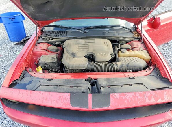 2C3CDZAG3GH176777 2016 DODGE CHALLENGER Red Widok wnętrza z tyłu