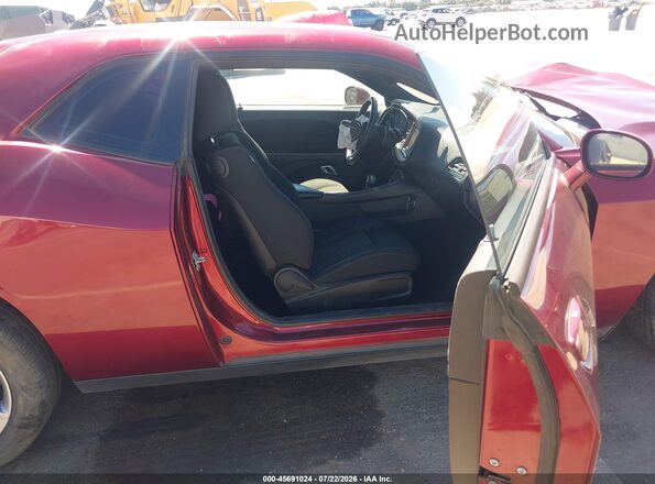 2C3CDZAG3JH241831 2018 DODGE CHALLENGER Red წინა სალონის ხედი