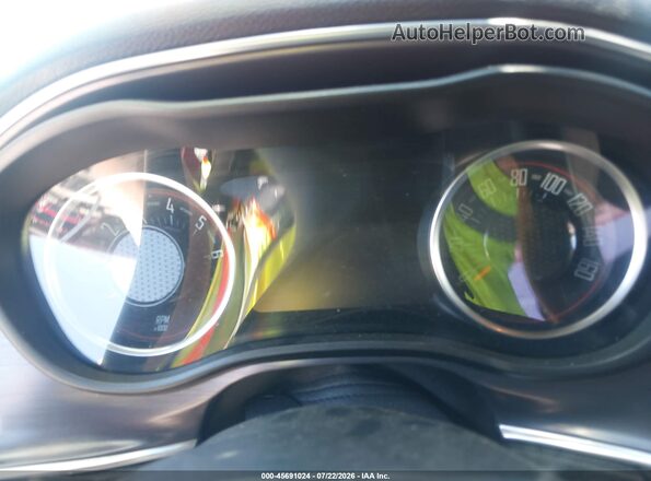 2C3CDZAG3JH241831 2018 DODGE CHALLENGER Red 