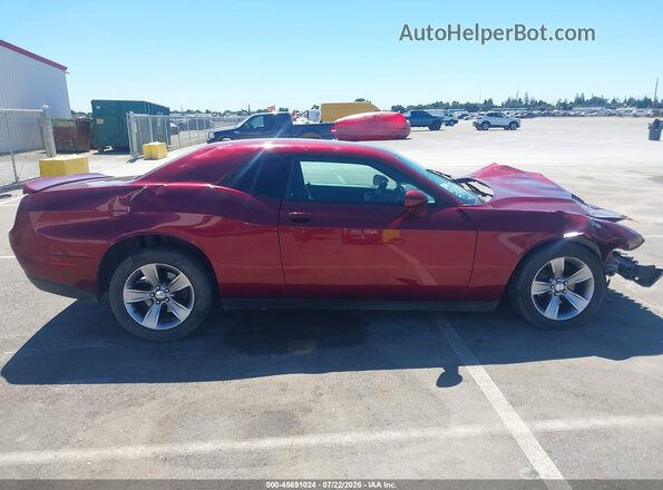2C3CDZAG3JH241831 2018 DODGE CHALLENGER Red უკანა სალონის ხედი