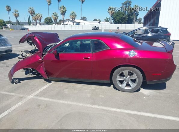 2C3CDZAG3JH241831 2018 DODGE CHALLENGER Red სალონის 360-გრადუსიანი ხედი
