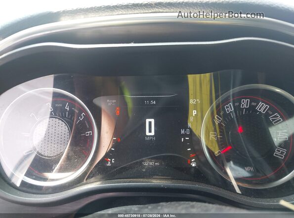 2C3CDZAG3JH315944 2018 DODGE CHALLENGER Red Widok tylnych siedzeń