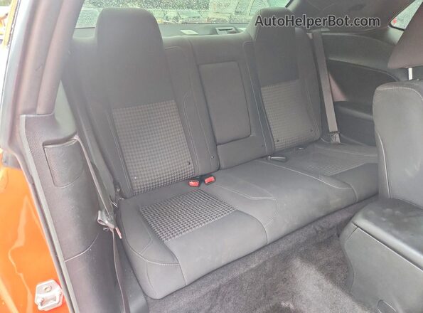 2C3CDZAG3KH531469 2019 DODGE CHALLENGER Orange Հետևի նստատեղերի տեսք