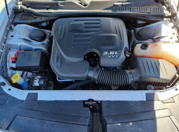 2C3CDZAG3NH123994 2022 DODGE CHALLENGER Silver Вид задньої частини салону