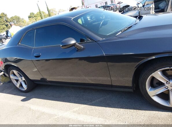 2C3CDZAG4HH503043 2017 DODGE CHALLENGER Черный Вид задней части салона