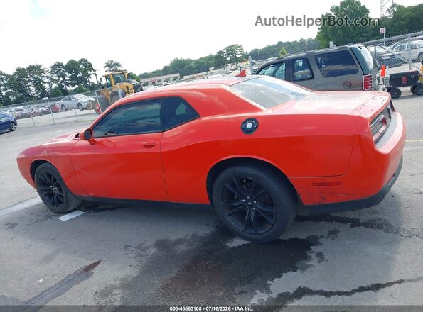 2C3CDZAG4HH527438 2017 DODGE CHALLENGER Orange Սալոնի հետևի տեսք