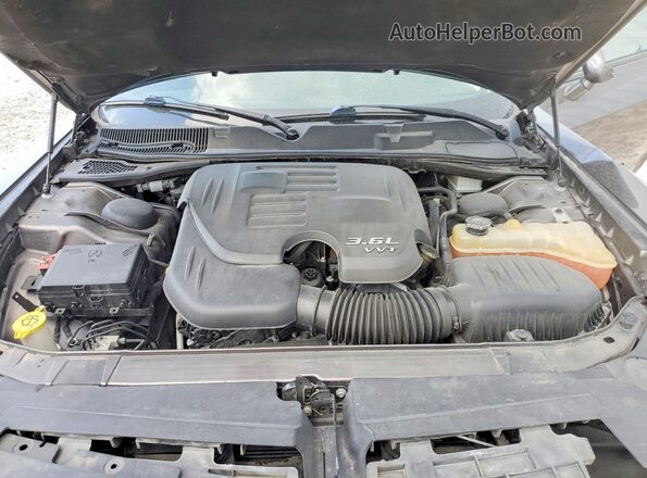 2C3CDZAG4JH204724 2018 DODGE CHALLENGER Gray Вид задньої частини салону