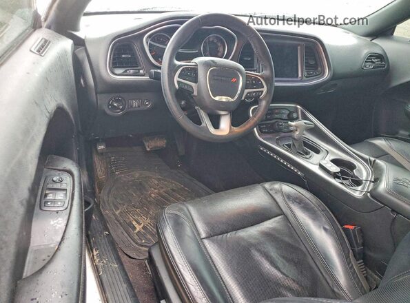 2C3CDZAG4JH259240 2018 DODGE CHALLENGER White Dashboard view