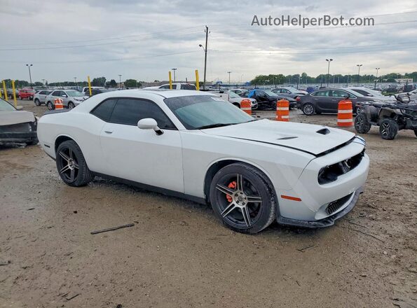 2C3CDZAG4JH259240 2018 DODGE CHALLENGER White Front right