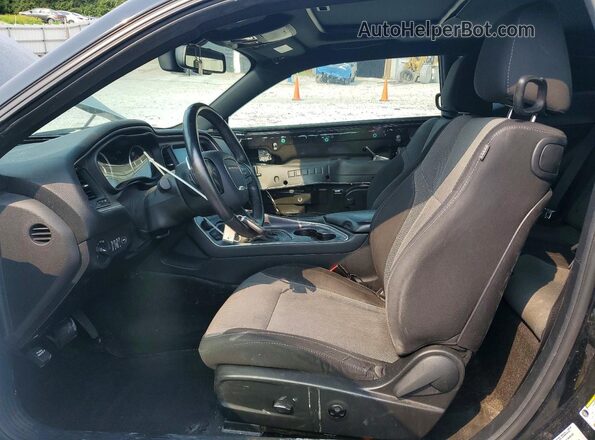 2C3CDZAG5GH101126 2016 DODGE CHALLENGER Black Front interior view