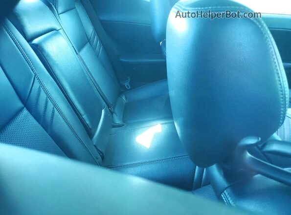 2C3CDZAG6HH554284 2017 DODGE CHALLENGER Green Հետևի նստատեղերի տեսք