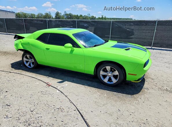 2C3CDZAG6HH592419 2017 DODGE CHALLENGER Green Передня права чверть