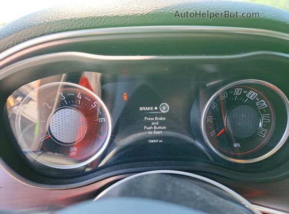 2C3CDZAG6HH592419 2017 DODGE CHALLENGER Green Вид щитка приладів