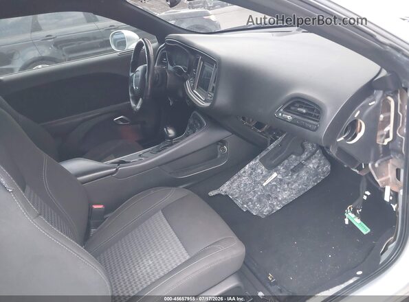 2C3CDZAG6LH110069 2020 DODGE CHALLENGER Silver წინა სალონის ხედი