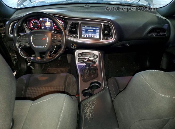 2C3CDZAG6LH149261 2020 DODGE CHALLENGER Серый Вид панели приборов