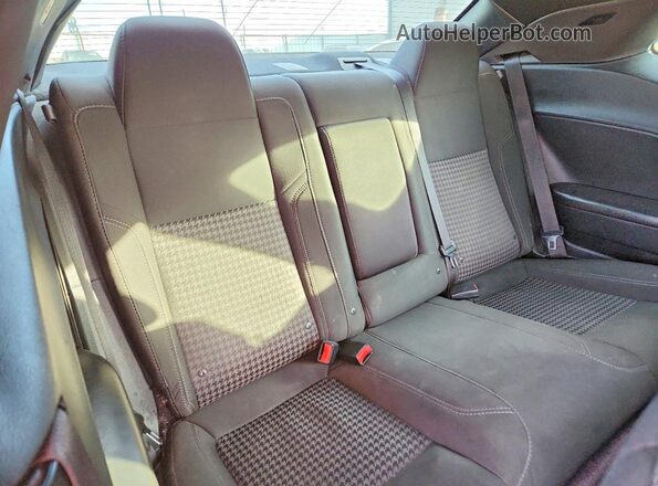 2C3CDZAG7GH263498 2016 DODGE CHALLENGER Blue Rear seats view