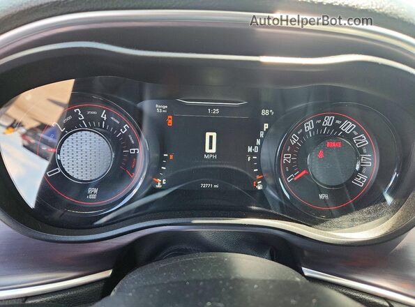 2C3CDZAG7HH502789 2017 DODGE CHALLENGER Silver Vista del salpicadero