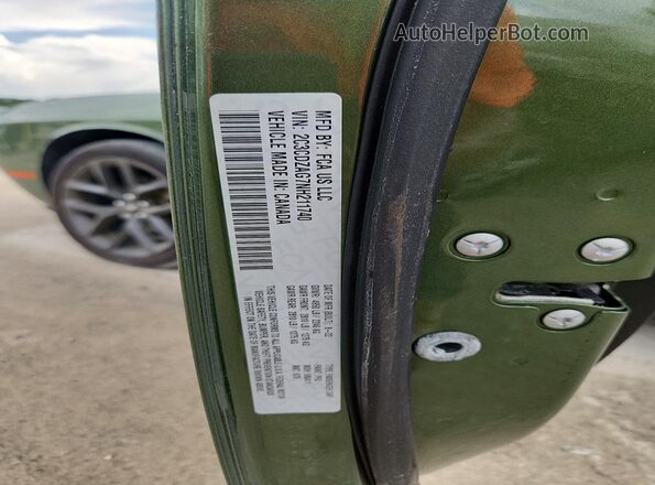 2C3CDZAG7NH211740 2022 DODGE CHALLENGER Green Vista del compartimento del motor