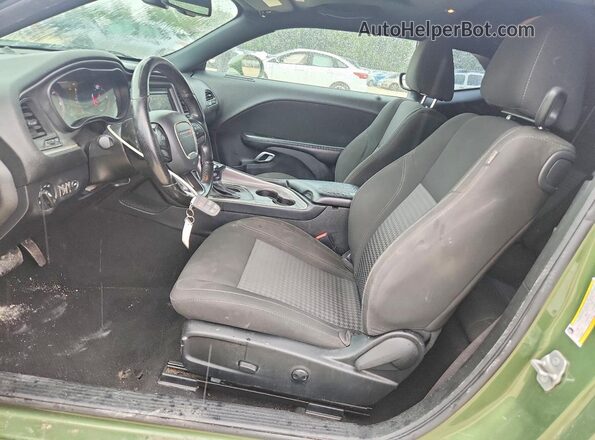 2C3CDZAG7NH211740 2022 DODGE CHALLENGER Green Vista interior delantera