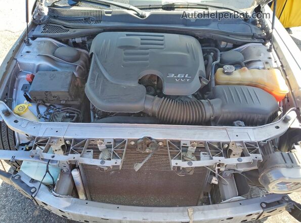 2C3CDZAG8GH114212 2016 DODGE CHALLENGER Silver უკანა სალონის ხედი