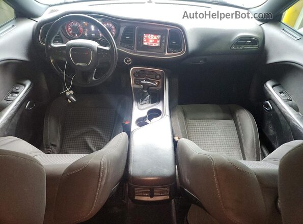 2C3CDZAG8GH184423 2016 DODGE CHALLENGER White Vista del salpicadero