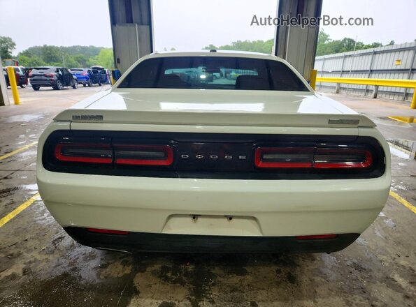2C3CDZAG8GH184423 2016 DODGE CHALLENGER White Vista trasera