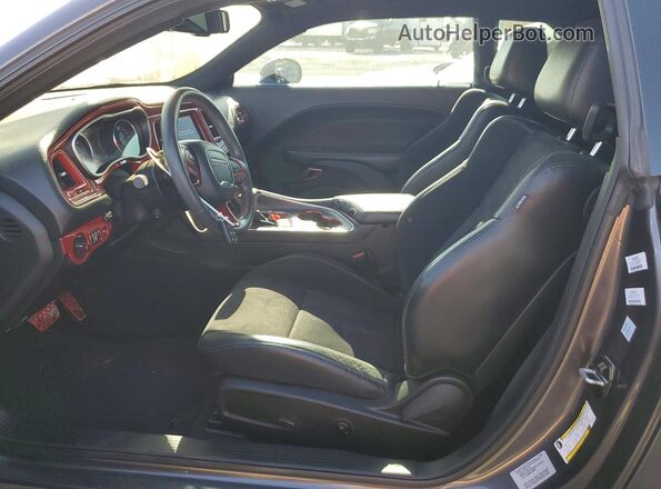 2C3CDZAG8JH112516 2018 DODGE CHALLENGER Gray Вид салону спереду