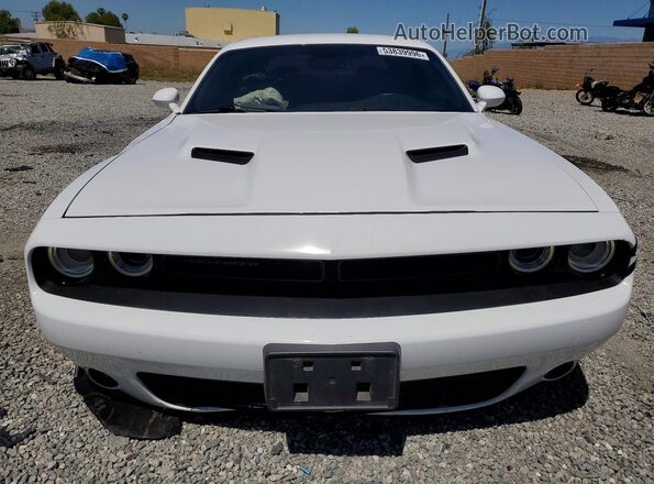2C3CDZAG8JH171307 2018 DODGE CHALLENGER White Вид спереду