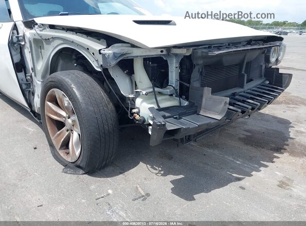 2C3CDZAG8JH231795 2018 DODGE CHALLENGER Белый Вид спереди