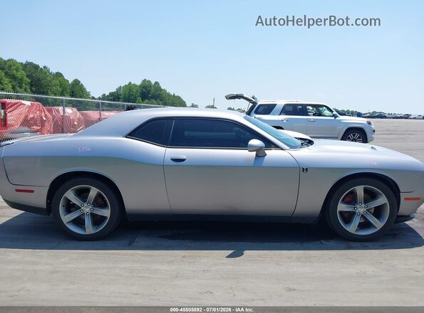 2C3CDZAG9GH166237 2016 DODGE CHALLENGER Silver Vista interior trasera