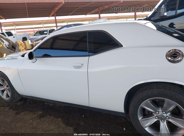 2C3CDZAG9GH176850 2016 DODGE CHALLENGER White 