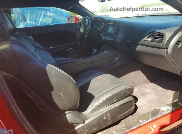 2C3CDZAG9GH264233 2016 DODGE CHALLENGER Красный Вид салона спереди