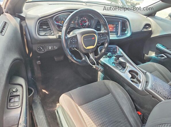 2C3CDZAG9HH532005 2017 DODGE CHALLENGER Black Vista del salpicadero