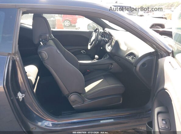 2C3CDZAG9JH178170 2018 DODGE CHALLENGER Blue Вид салону спереду