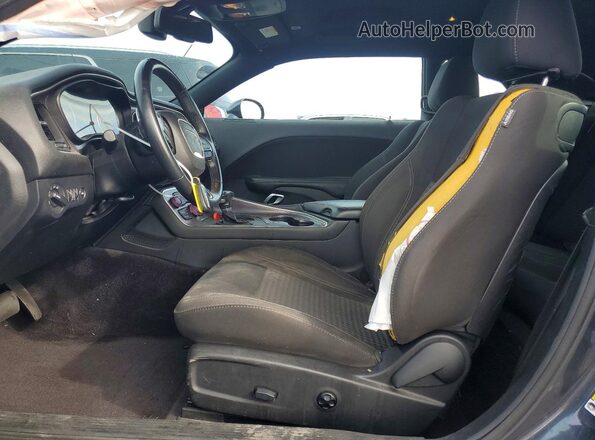 2C3CDZAGXJH171891 2018 DODGE CHALLENGER Black Вид салону спереду