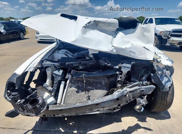 2C3CDZAGXJH178372 2018 DODGE CHALLENGER White Front view