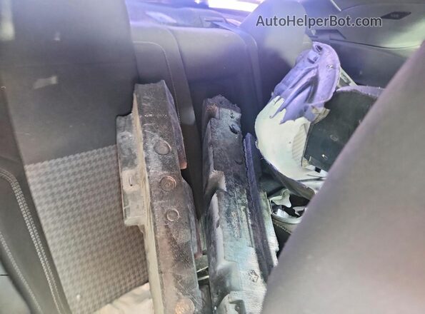 2C3CDZAGXJH178372 2018 DODGE CHALLENGER White Rear seats view