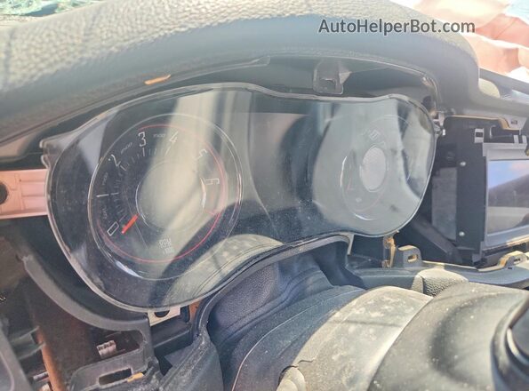 2C3CDZAGXJH178372 2018 DODGE CHALLENGER White Instrument cluster view