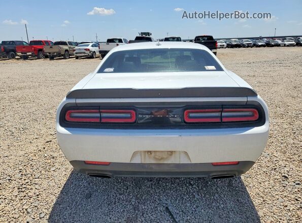 2C3CDZAGXJH204906 2018 DODGE CHALLENGER White Widok z tyłu