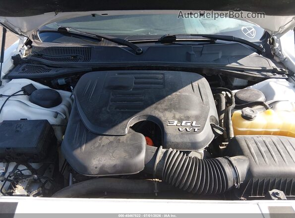 2C3CDZAGXJH251580 2018 DODGE CHALLENGER White Rear view