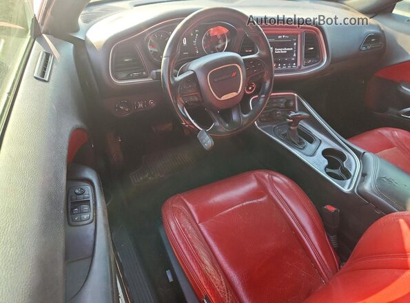 2C3CDZBT0JH112604 2018 DODGE CHALLENGER Gray Widok deski rozdzielczej