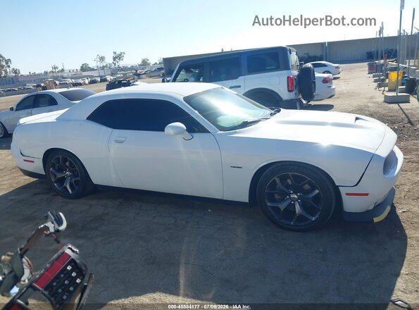 2C3CDZBT0KH737506 2019 DODGE CHALLENGER White Սալոնի հետևի տեսք