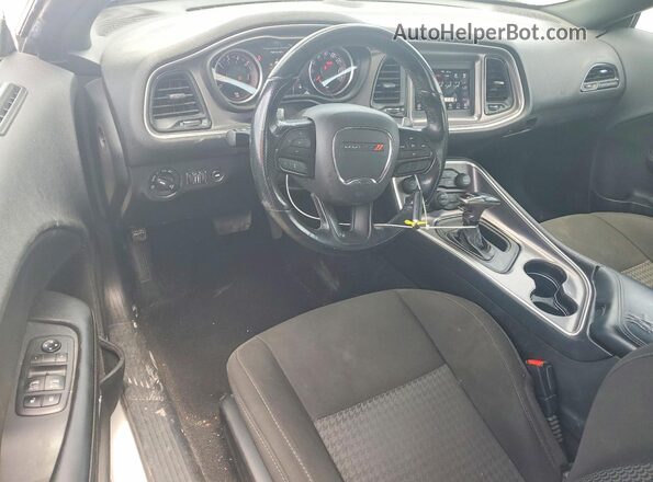 2C3CDZBT0MH635237 2021 DODGE CHALLENGER Белый Вид панели приборов