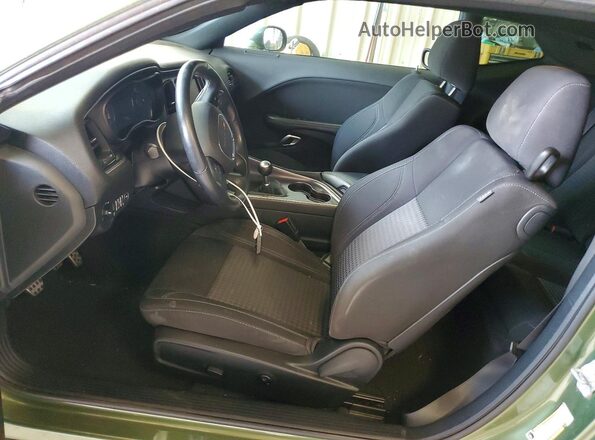 2C3CDZBT1JH219175 2018 DODGE CHALLENGER Green წინა სალონის ხედი