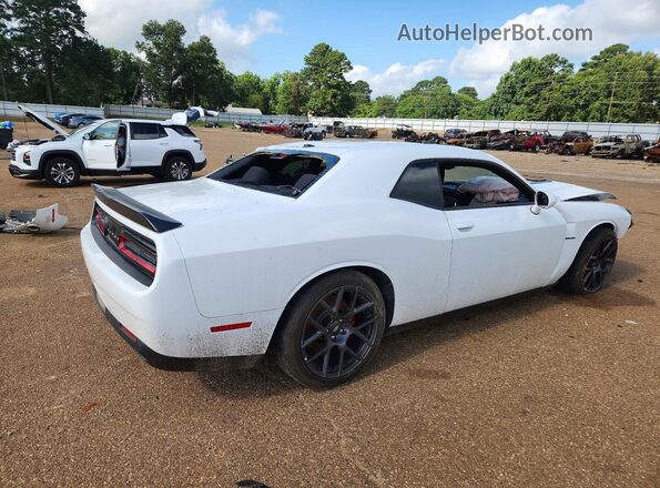 2C3CDZBT2JH316000 2018 DODGE CHALLENGER Белый Задняя правая четверть