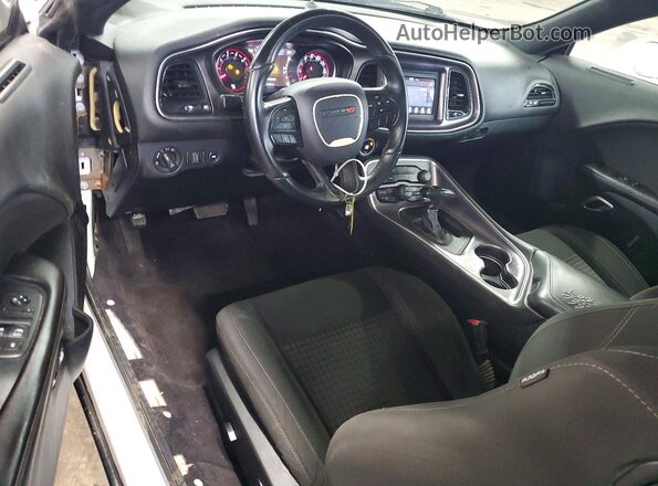 2C3CDZBT3JH212891 2018 DODGE CHALLENGER White Vista del salpicadero