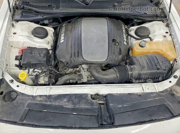 2C3CDZBT3JH212891 2018 DODGE CHALLENGER White Vista interior trasera