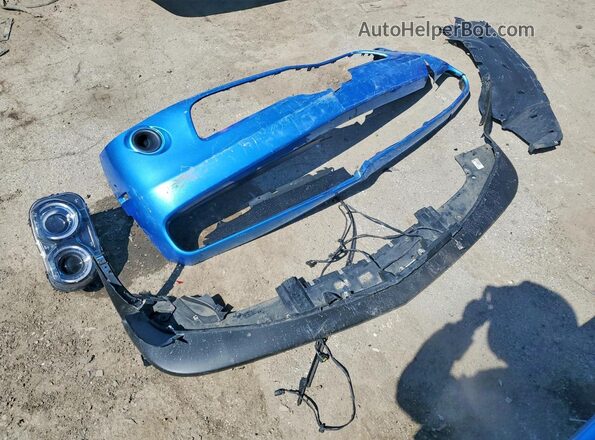 2C3CDZBT3PH669967 2023 DODGE CHALLENGER Blue Vista del compartimento del motor